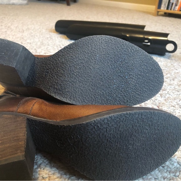 Like new booties - Picture 4 of 5